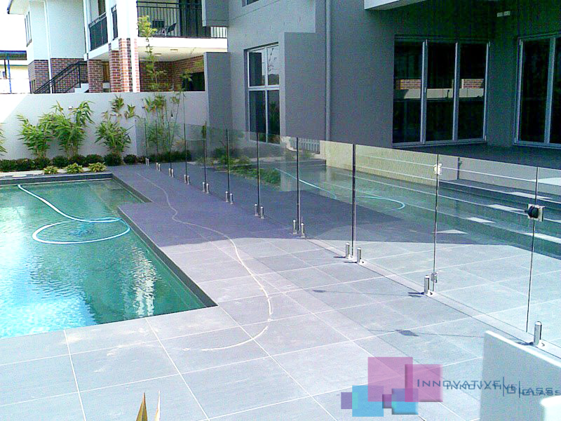 Glass pool fence of Melbourne