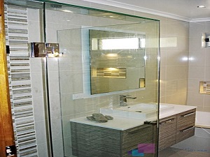 Semi-frameless showerscreens Melbourne